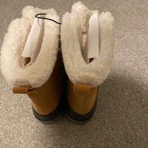 Water proof Responsible style boots